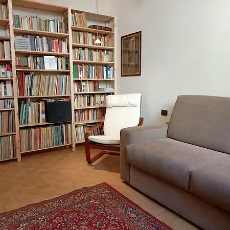 Silenzioso Loft Vicino Alla Stazione Centrale Apartment