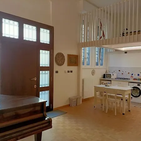 Silenzioso Loft Vicino Alla Stazione Centrale Milan