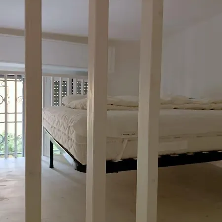 Silenzioso Loft Vicino Alla Stazione Centrale Apartment Milan
